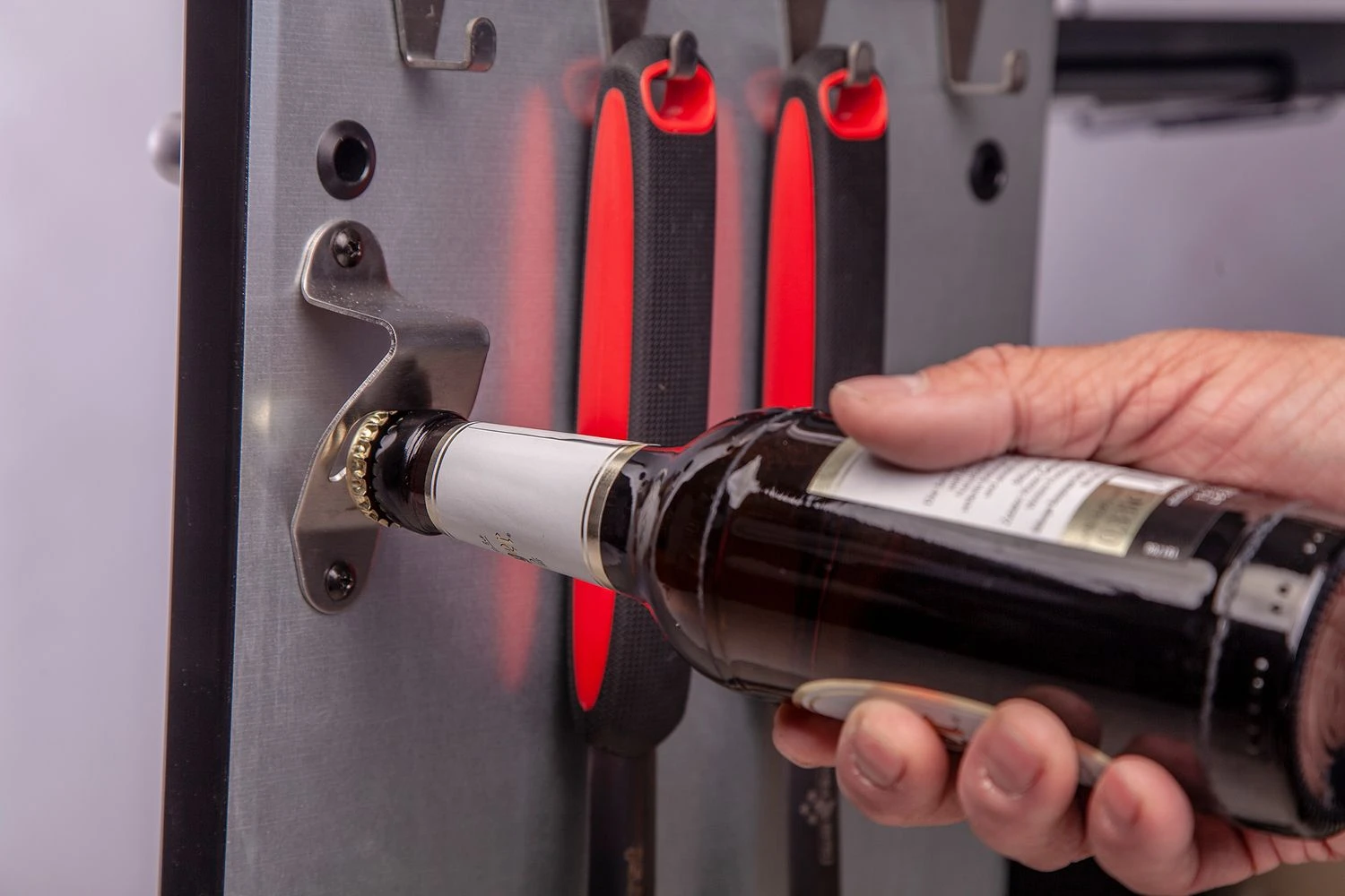 Grillfürst G750G Borussia Dortmund Edition 7-Brenner Doppelkammer - Gasgrill Mit Hochtemperaturbrenner, Seitenkocher, Heckbrenner Und Gusseisen Roste – Bild 10