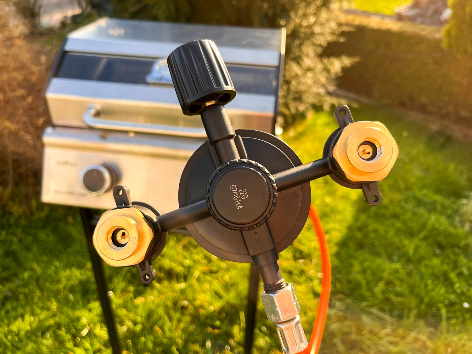 Grillfürst Kombi Kartuschen-Druckregler 50 Mbar - X-DEAL Inkl. 12 Grillfürst Gaskartuschen – Bild 5