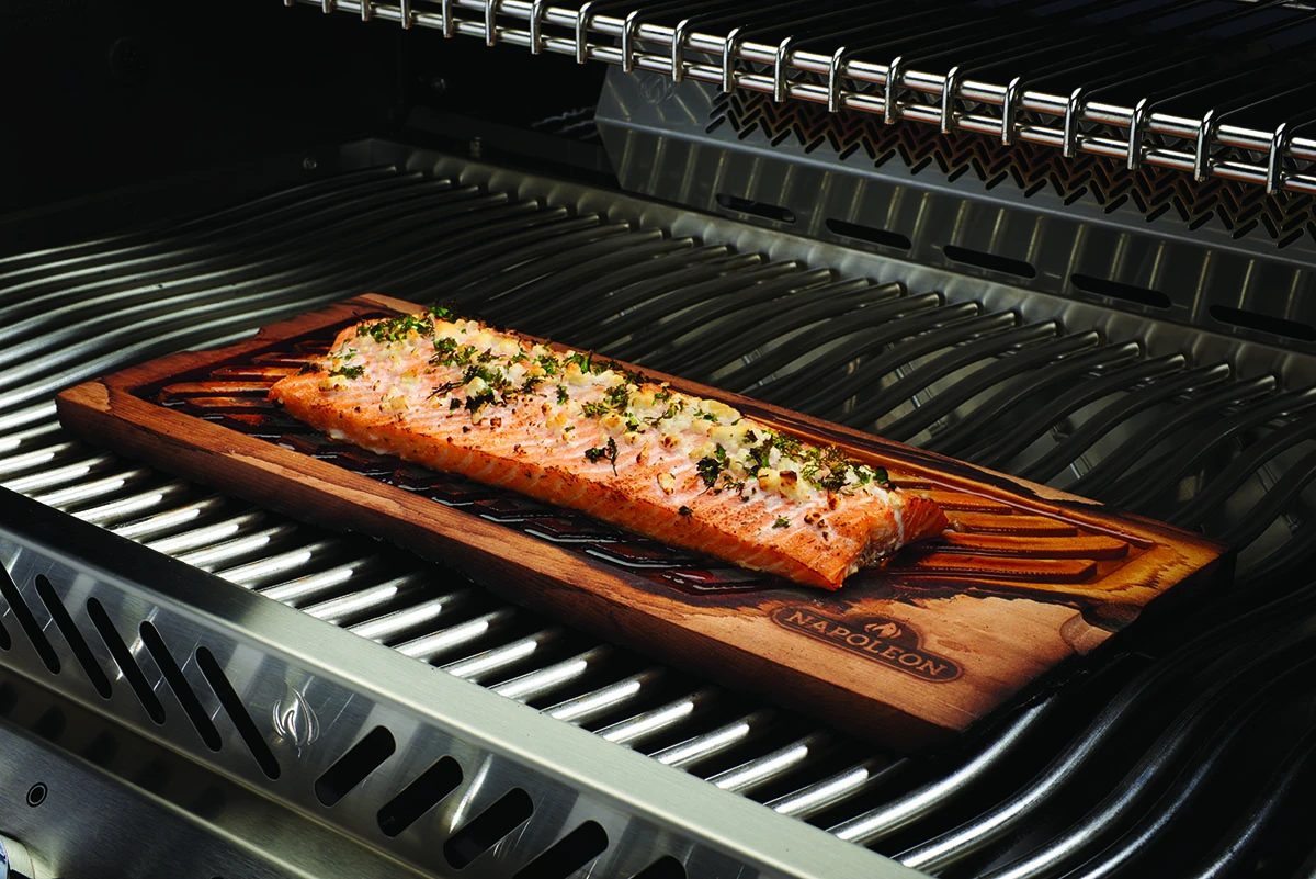 Napoleon Räucherbrett Zeder Mit Rand (für Flüssigkeit Geeignet) – Bild 3