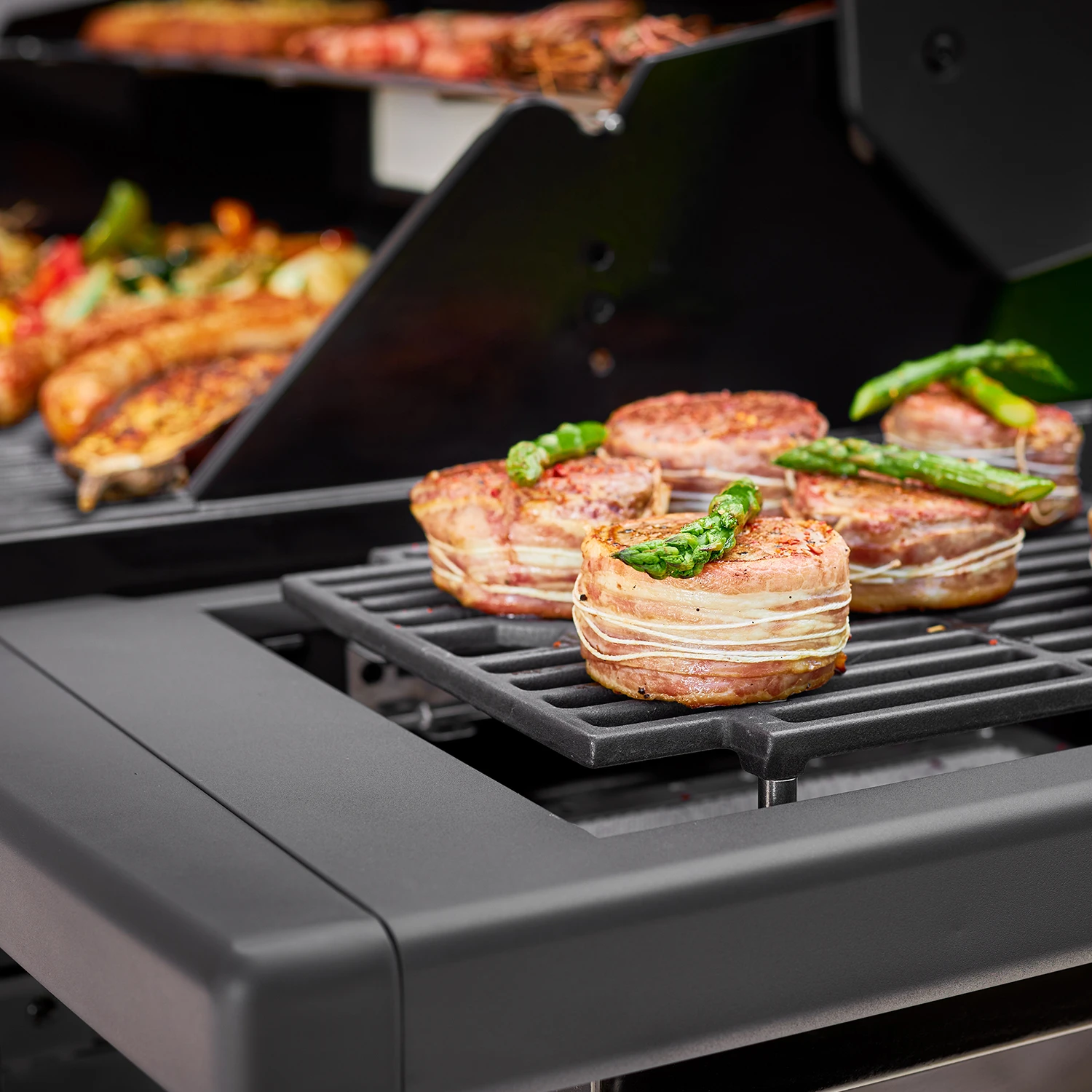 Rösle Gasgrill Magnum PRO G4-S - X-DEAL Inkl. Abdeckhaube Und Gusseisen Grillplatte - Modell 2023 – Bild 12